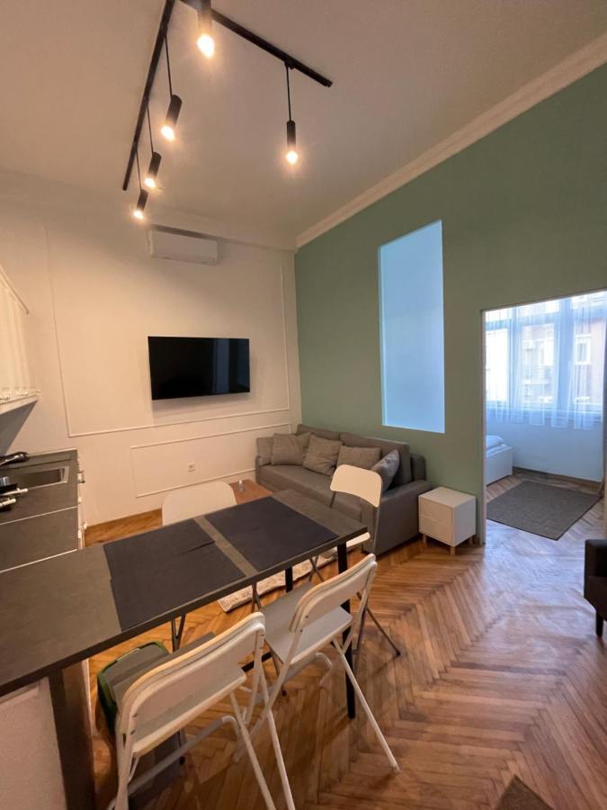 Flower Apartment Budapest Luaran gambar